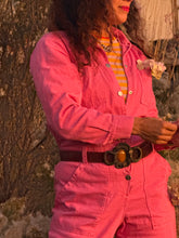 Cargar imagen en el visor de la galería, Overol  Fresh Pink  denim Manga larga
